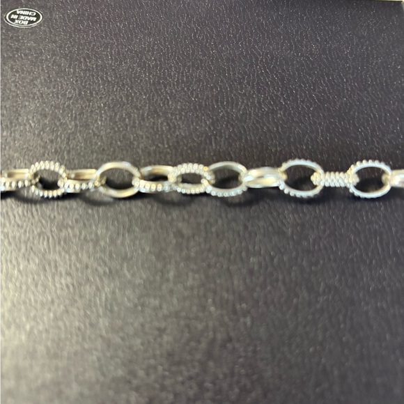 Lagos - size 8 Elegant Silver Chain Bracelet - Picture 5 of 5